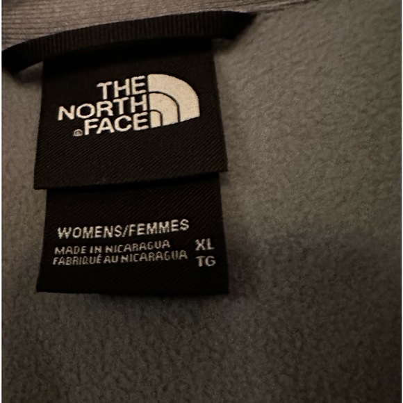 The North Face women’s jacket - Picture 2 of 3
